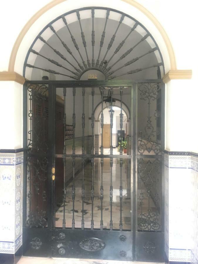 Hispalis Puerta Carmona Seville Exterior photo